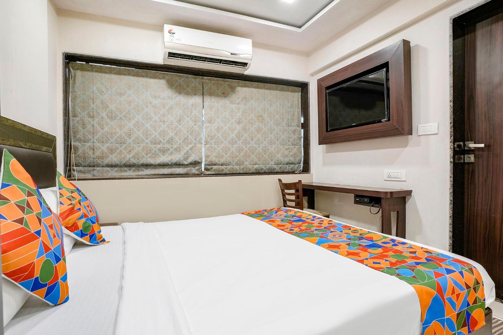 Fabhotel Kamran Residency Мумбай Екстериор снимка