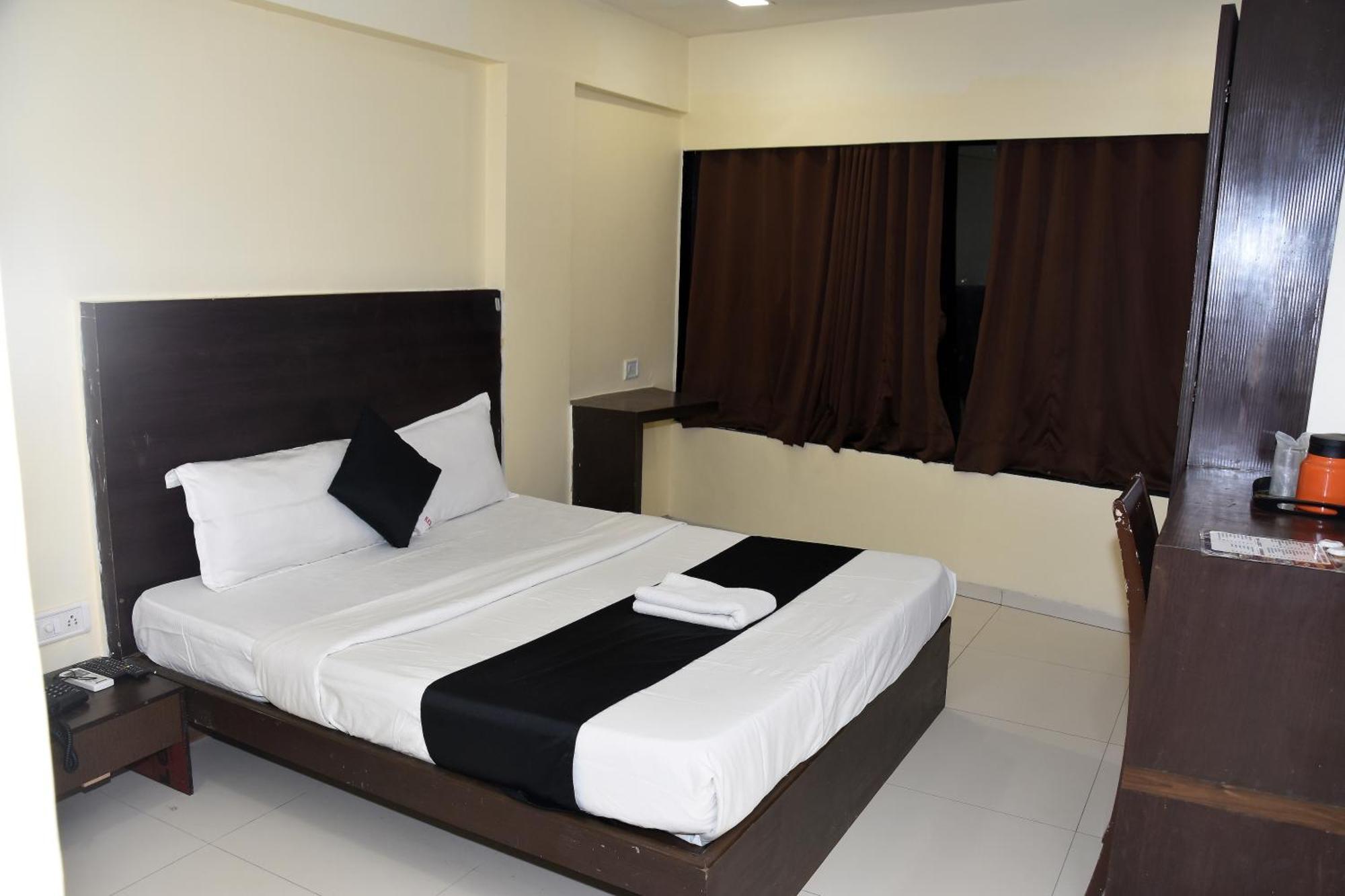 Fabhotel Kamran Residency Мумбай Екстериор снимка