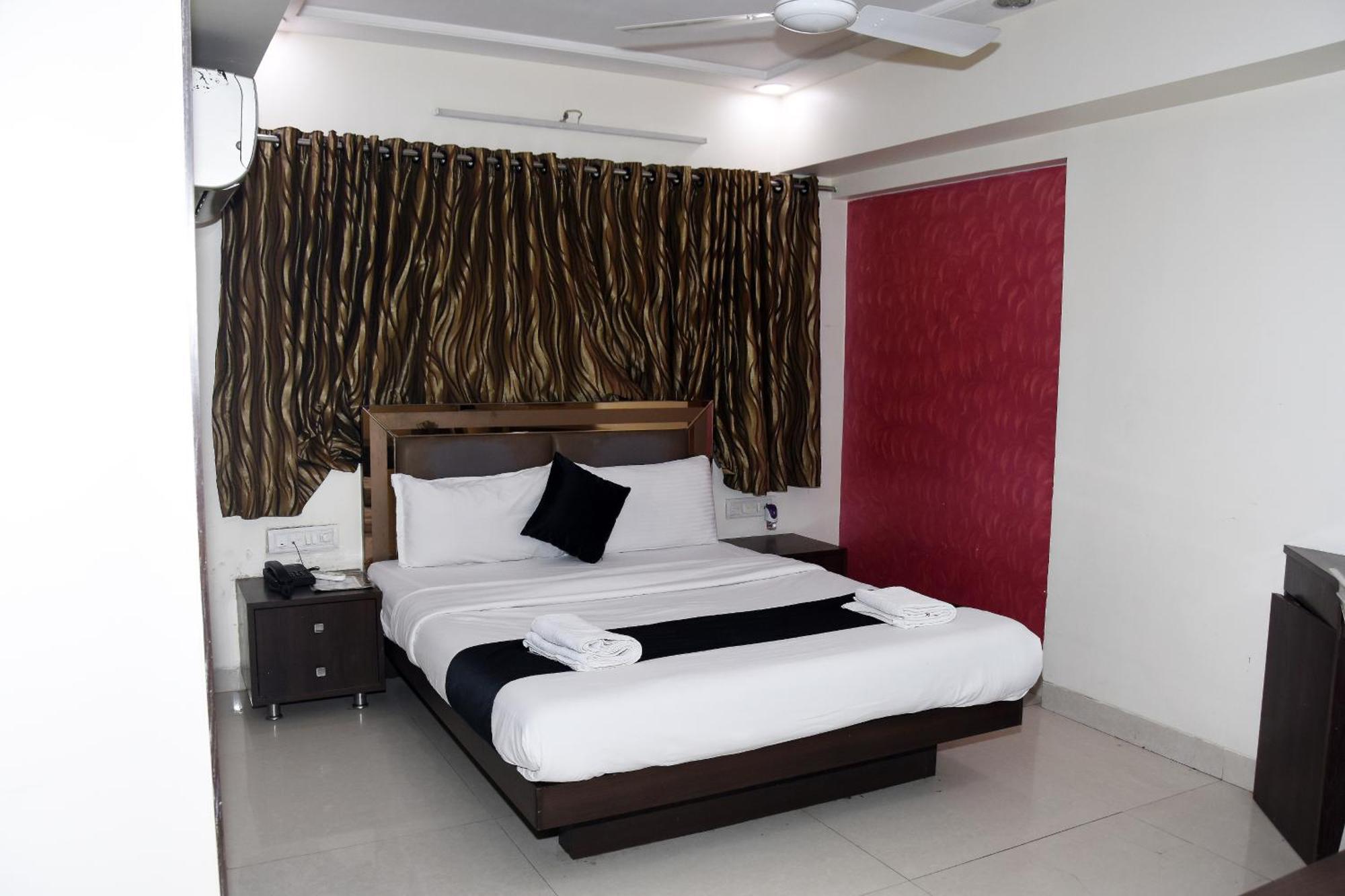 Fabhotel Kamran Residency Мумбай Екстериор снимка