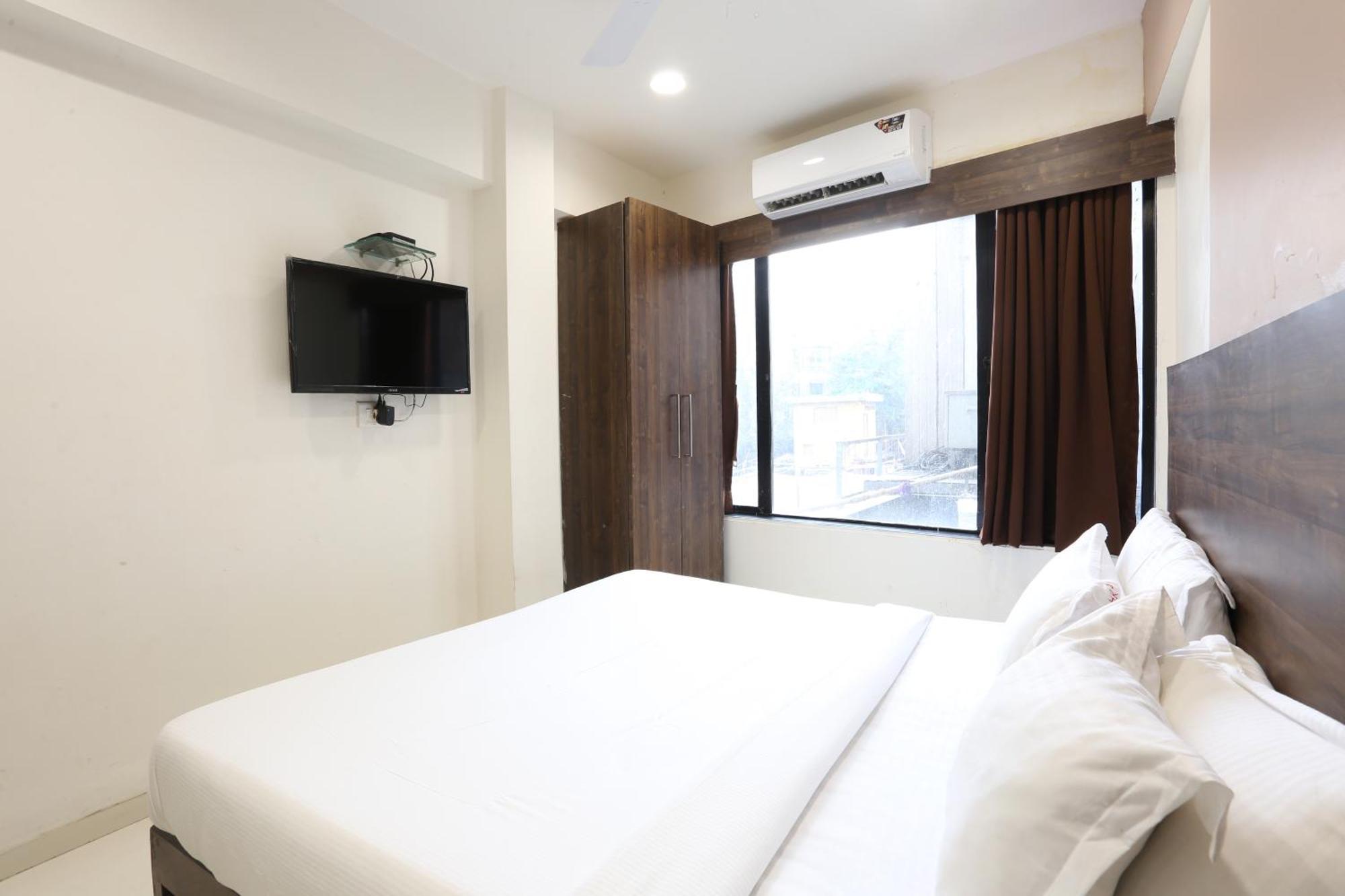 Fabhotel Kamran Residency Мумбай Екстериор снимка