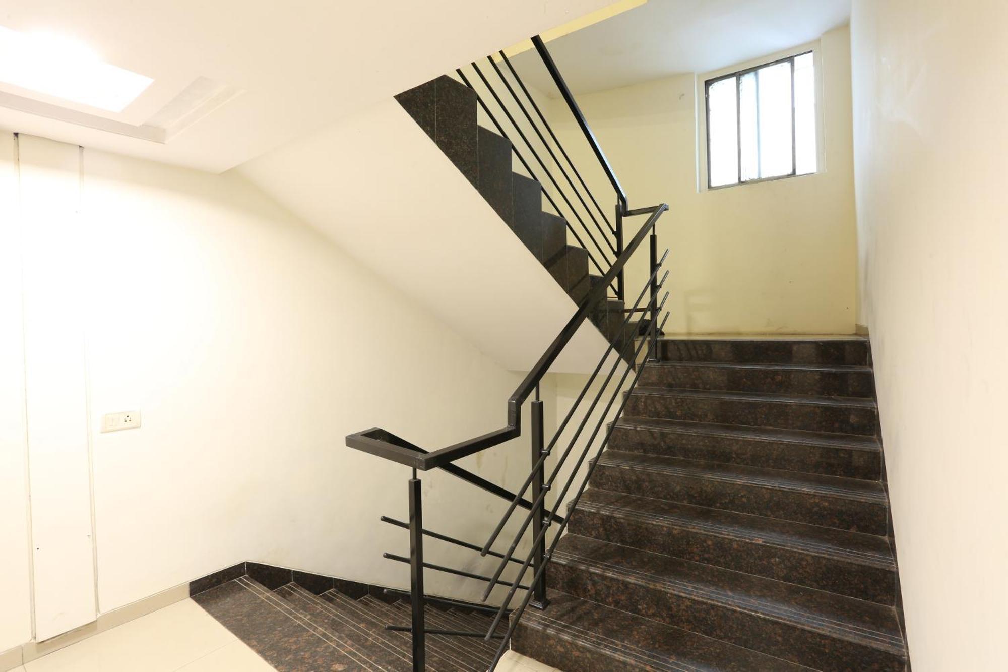 Fabhotel Kamran Residency Мумбай Екстериор снимка
