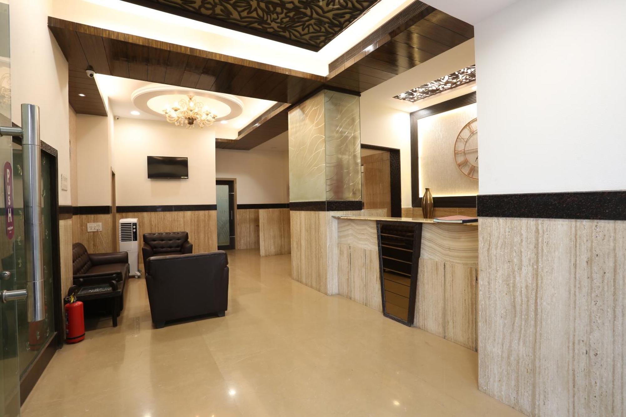 Fabhotel Kamran Residency Мумбай Екстериор снимка