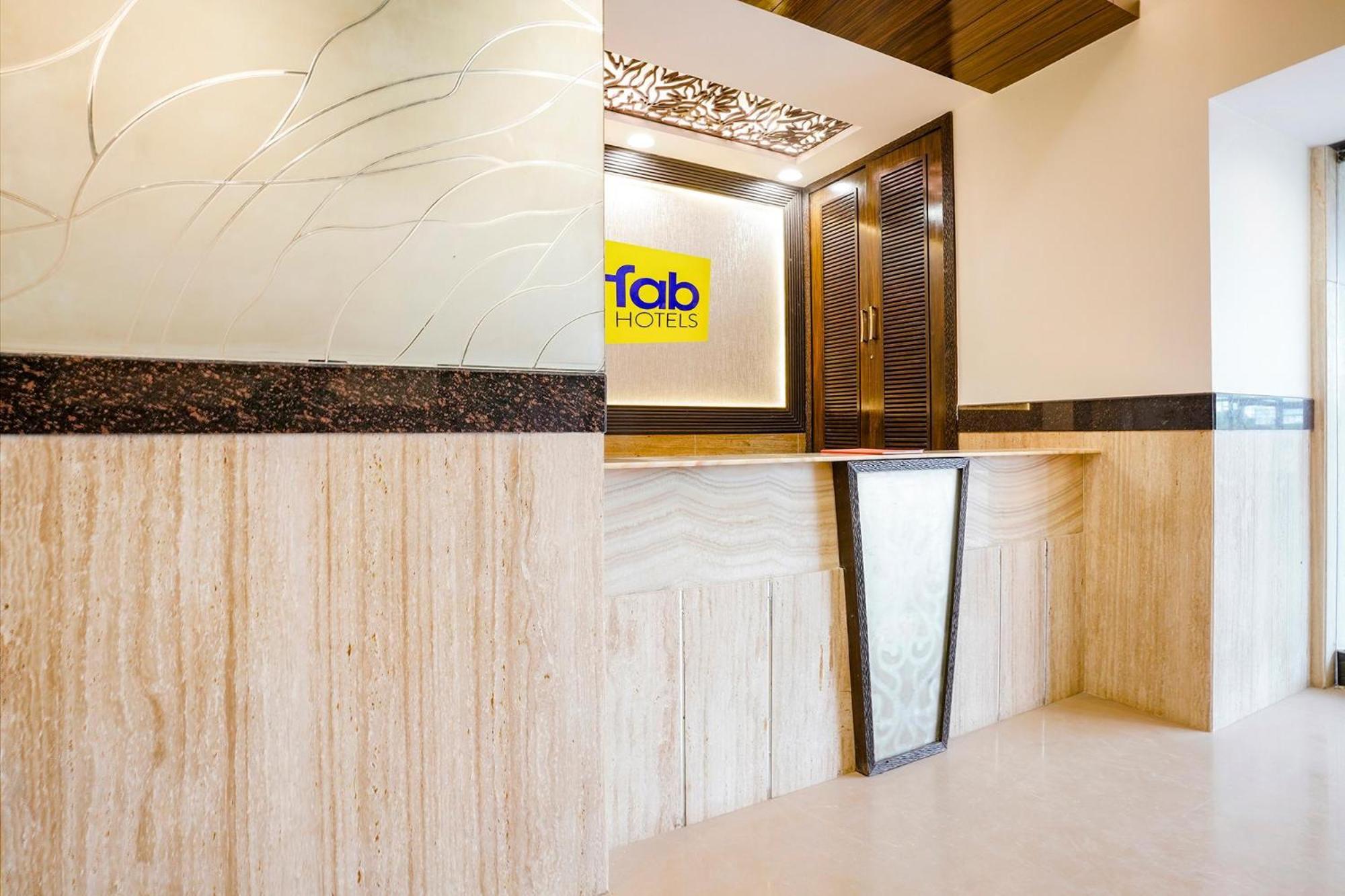 Fabhotel Kamran Residency Мумбай Екстериор снимка