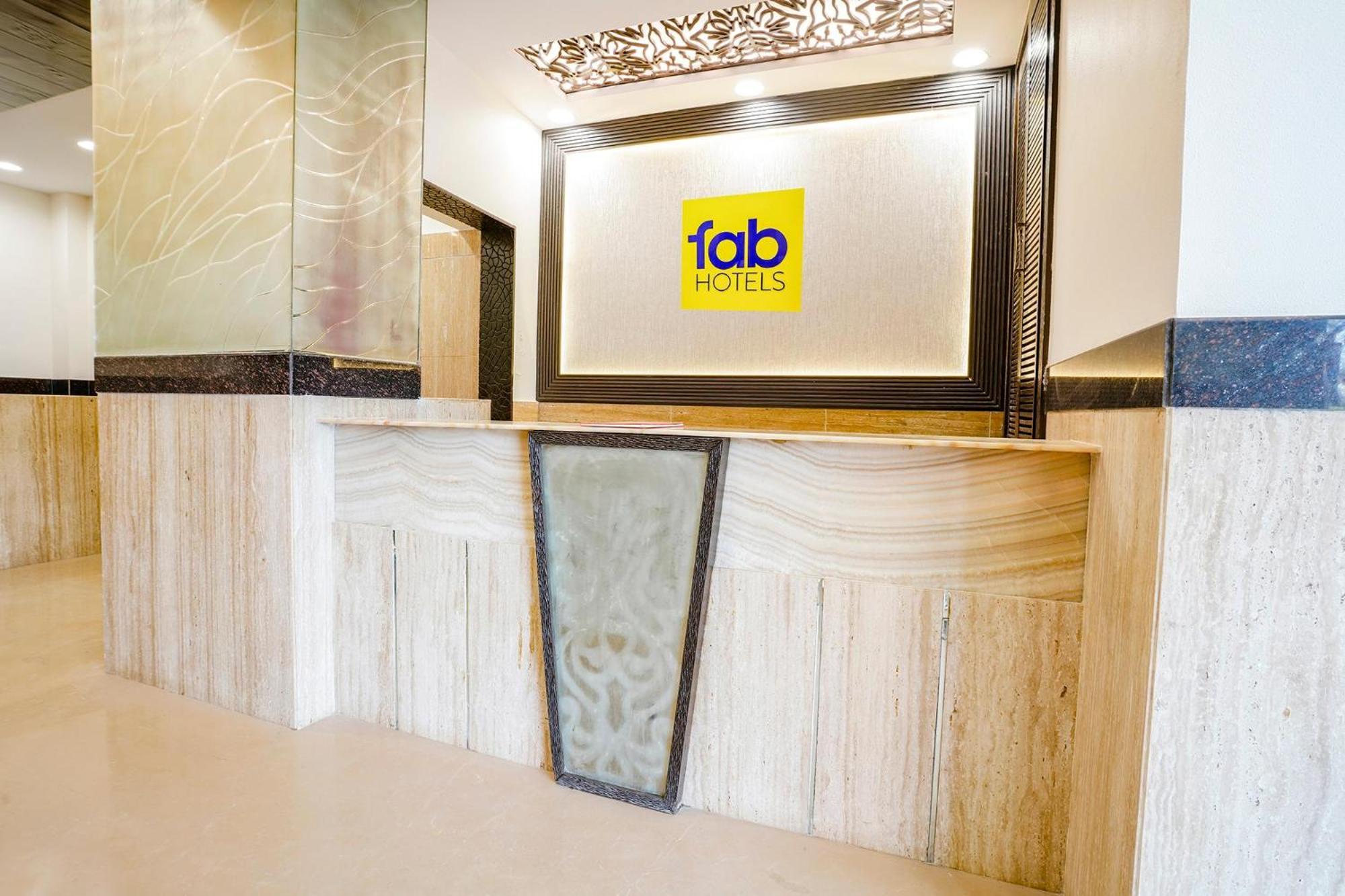 Fabhotel Kamran Residency Мумбай Екстериор снимка