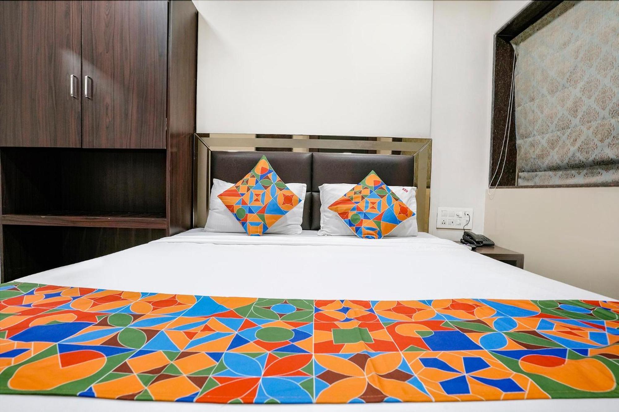 Fabhotel Kamran Residency Мумбай Екстериор снимка