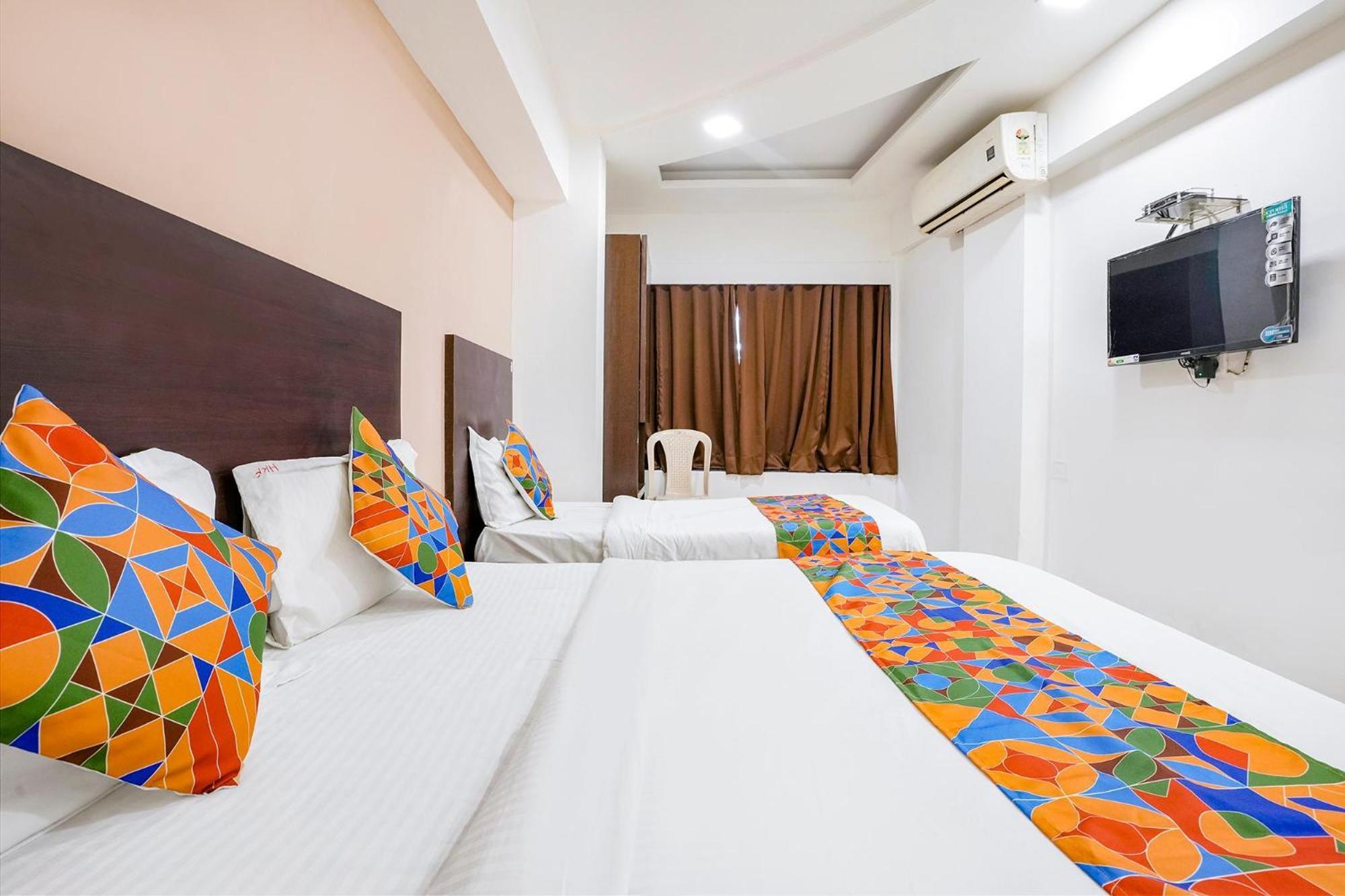 Fabhotel Kamran Residency Мумбай Екстериор снимка